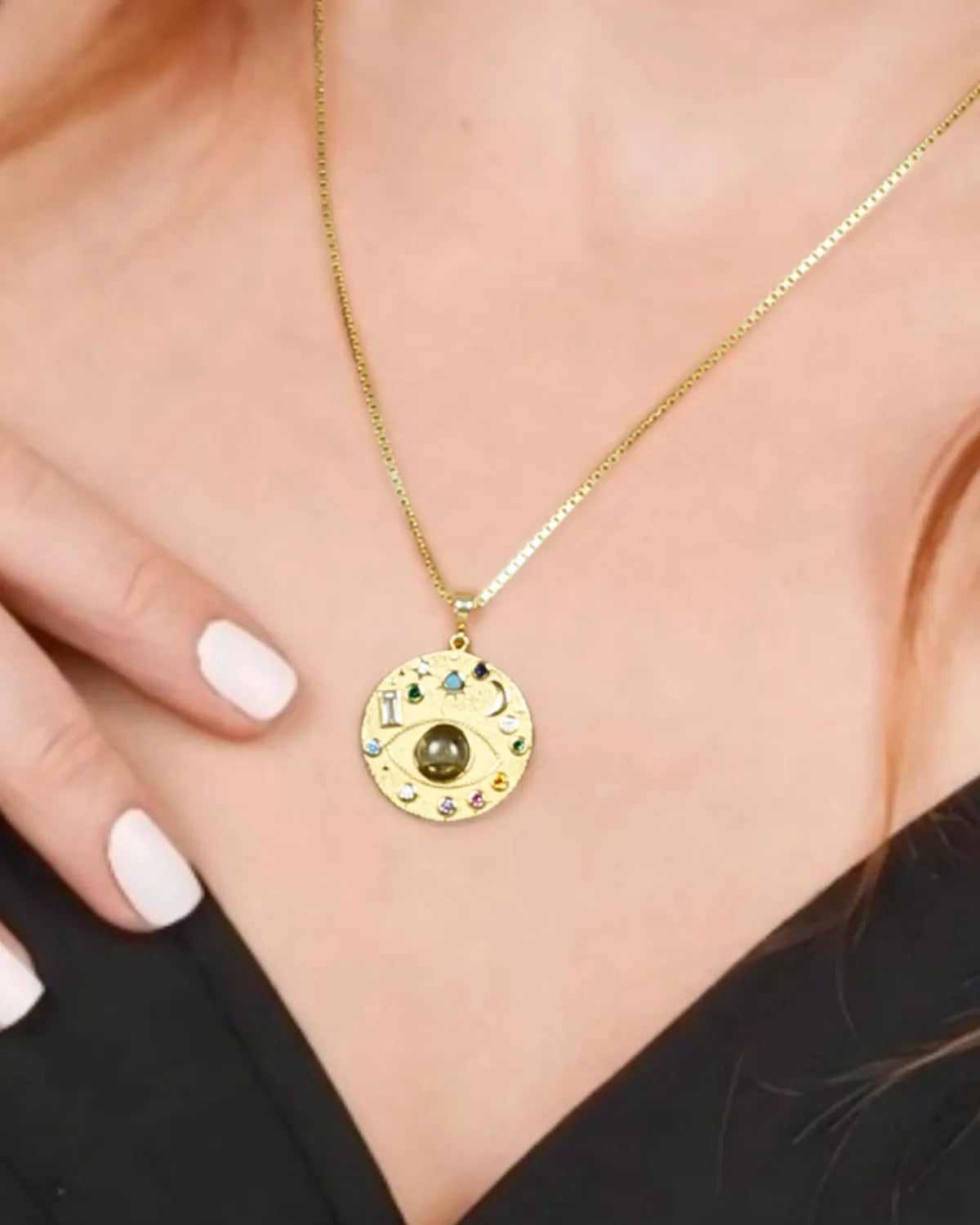 Celestial Eye Labradorite Gold Pendant – My Jewelist