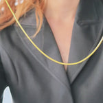 Snake Chain Necklace – Video