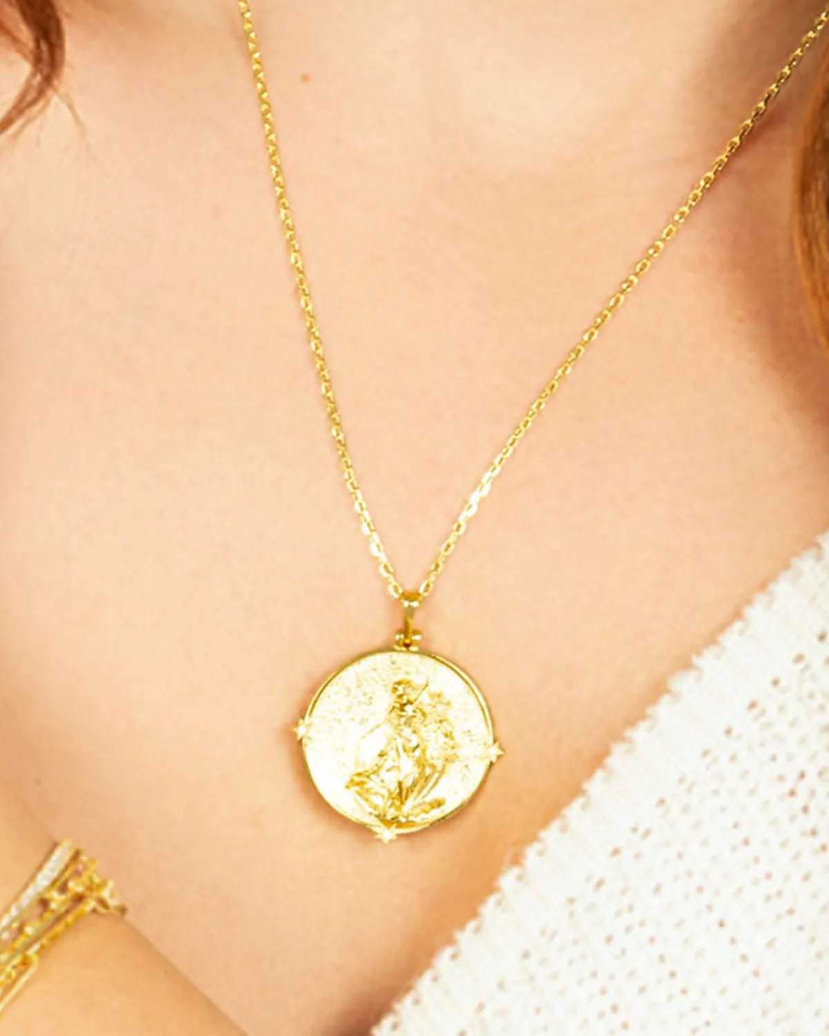 Gold Venus Medallion Pendant - My Jewelist