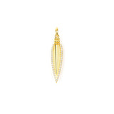 Gold Feather Pendant – Elegant Diamond-Cut Necklace for Free Spirits